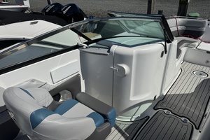 Photo 6063175 for 2019 Hurricane SunDeck 2486 OB  