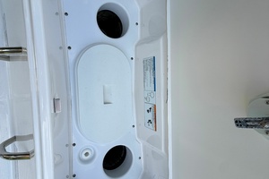 Photo 6063241 for 2024 Yamaha Boats 255 FSH Sport H  