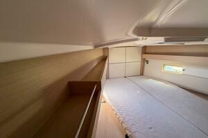 2022 Beneteau 40.1 thumbnail 11
