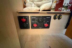 2022 Beneteau 40.1 thumbnail 43