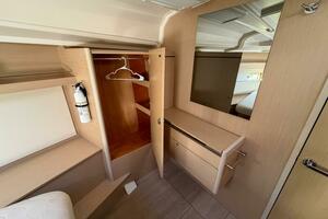 2022 Beneteau 40.1 thumbnail 15