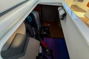 2022 Beneteau 40.1 thumbnail 80