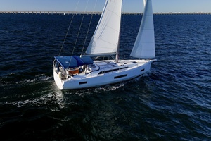 40' Beneteau 2022