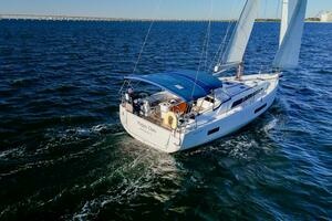 2022 Beneteau 40.1 thumbnail 167