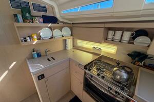 2022 Beneteau 40.1 thumbnail 34