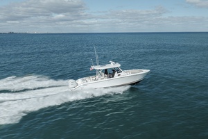 Boyer s Pursuit III 32ft Pursuit Yacht For Sale