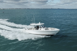 Boyer s Pursuit III 32ft Pursuit Yacht For Sale