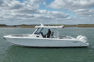 Boyer s Pursuit III 32ft Pursuit Yacht For Sale