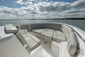 Boyer s Pursuit III 32ft Pursuit Yacht For Sale