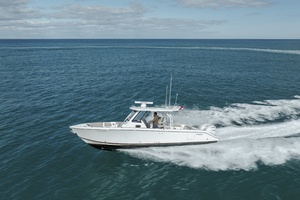 Boyer s Pursuit III 32ft Pursuit Yacht For Sale