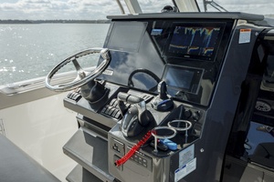 Boyer s Pursuit III 32ft Pursuit Yacht For Sale