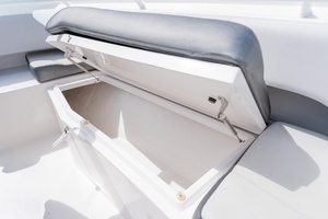 2021 Fountain 38 Center Console thumbnail 16