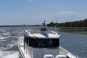 2019 Axopar 37 XC Cross Cabin thumbnail 4
