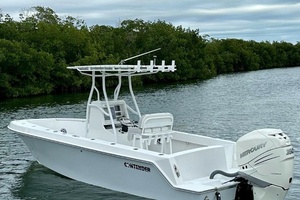 23ft Contender Yacht For Sale