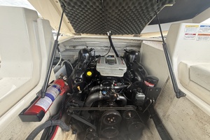24ft Sea Ray Yacht For Sale