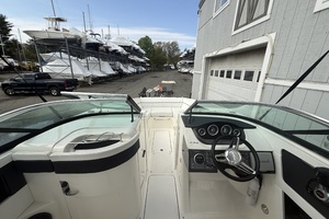 24ft Sea Ray Yacht For Sale