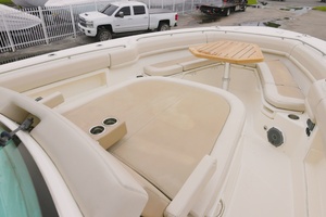 38FT (11.58M) BOSTON WHALER