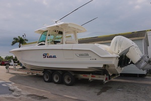 2018 Boston Whaler Outrage thumbnail 2