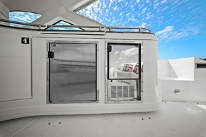 2012 Cruisers Yachts 540 Coupe thumbnail 39