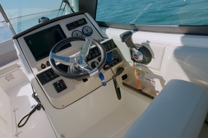 2022 Boston Whaler Vantage thumbnail 11