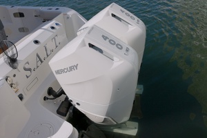 2023 Boston Whaler Conquest thumbnail 23