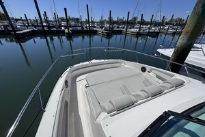 2021 Sea Ray 320 Sundancer thumbnail 11