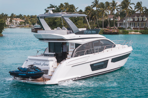 53ft Azimut Yacht For Sale