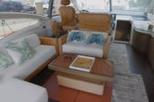 62FT (18.9M) AZIMUT