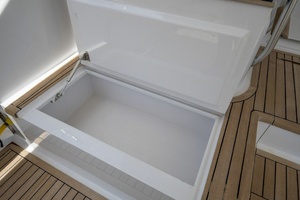 54ft Mark Willis Yacht For Sale