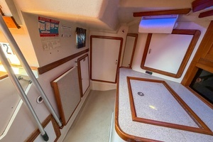 1993 Catalina 42 thumbnail 16