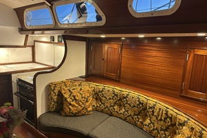 40ft Hinckley Yacht For Sale