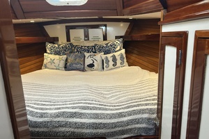 40ft Hinckley Yacht For Sale