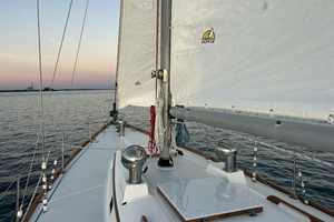 40ft Hinckley Yacht For Sale