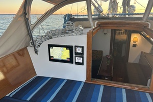 40ft Hinckley Yacht For Sale