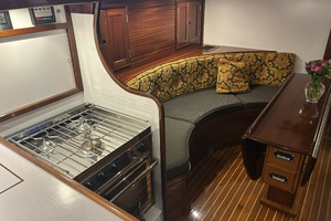 40ft Hinckley Yacht For Sale