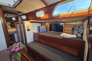 40ft Hinckley Yacht For Sale