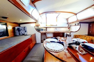 40ft Hinckley Yacht For Sale