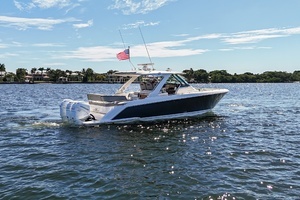 LA DOLCE VITA 2020 Tiara Yachts 38 LS Yacht For Sale in Palm Beach Gardens FL