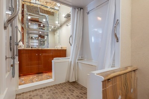 HAVILAH 75ft Hatteras Yacht For Sale