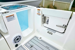 Photo 7221370 for 2027 Sea Fox 288 Traveler  