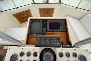 1979 Hatteras thumbnail 18