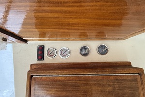 1979 Hatteras thumbnail 34