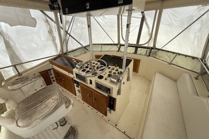 1979 Hatteras thumbnail 14