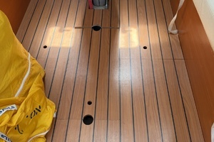 2004 Beneteau 40.7 thumbnail 21