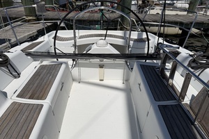 2004 Beneteau 40.7 thumbnail 8