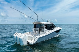 Fellowship 40ft Boston Whaler Yacht For Sale