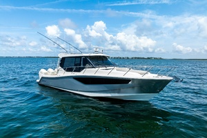 Fellowship 40ft Boston Whaler Yacht For Sale