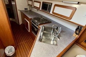 Surreal 47ft Caliber Yacht For Sale