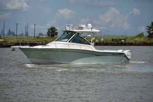 2016 Grady-White 330 Express thumbnail 65