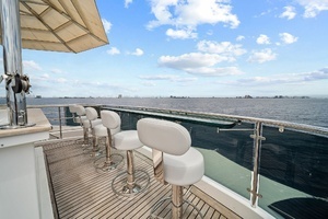2012 Benetti Classic Supreme 132 thumbnail 22